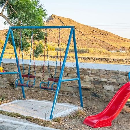 Апартаменти Θἔρως Tinos Екстер'єр фото